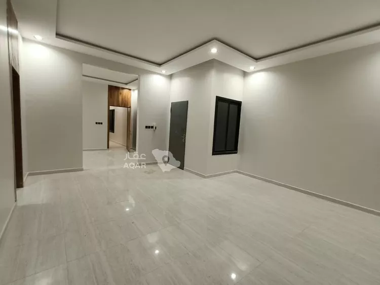 Floor for Sale in Riyadh Al Qadisiyah 4