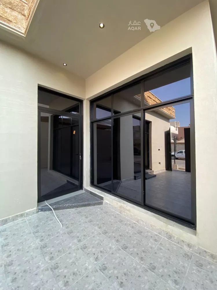 دور للبيع في شارع العينين, حي إشبيلية, مدينة الرياض, منطقة الرياض 5