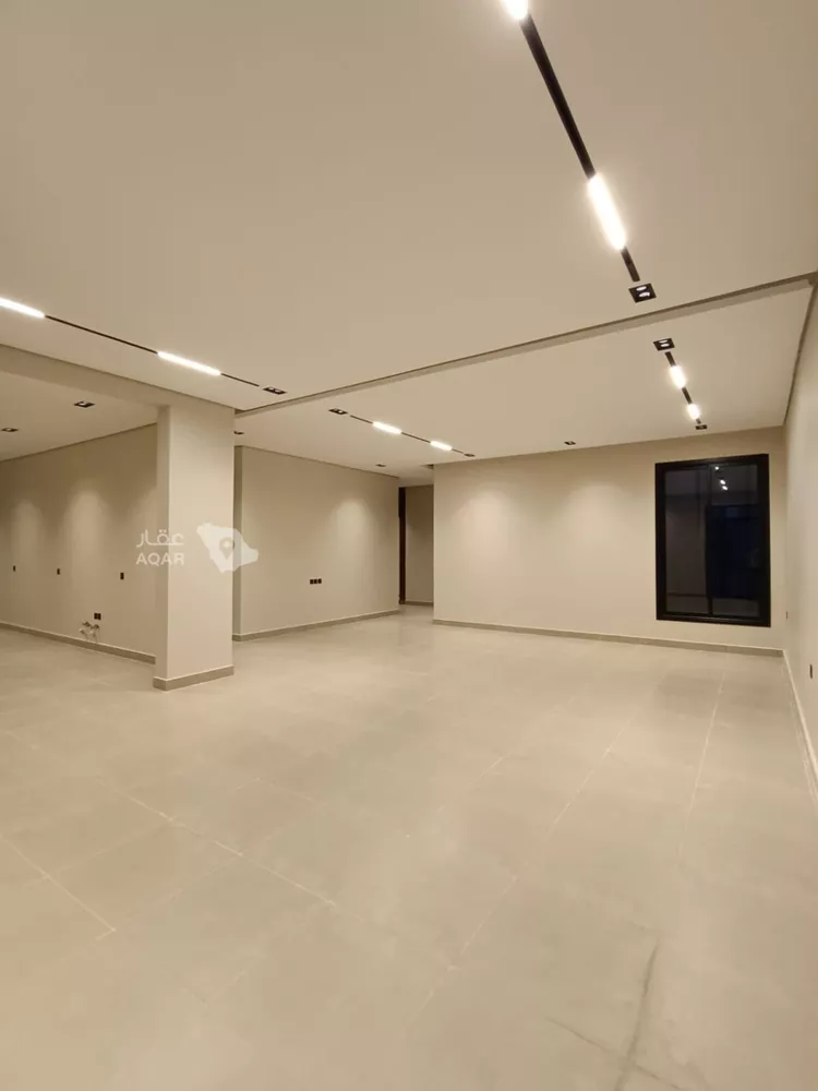 Floor for Sale in Riyadh Al Yarmouk 16