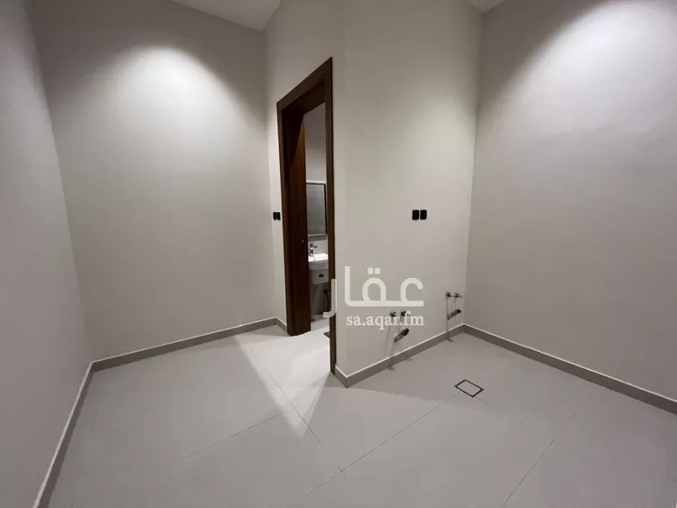 دور للبيع في شارع رقم 282, حي المونسية, مدينة الرياض, منطقة الرياض صورة 3