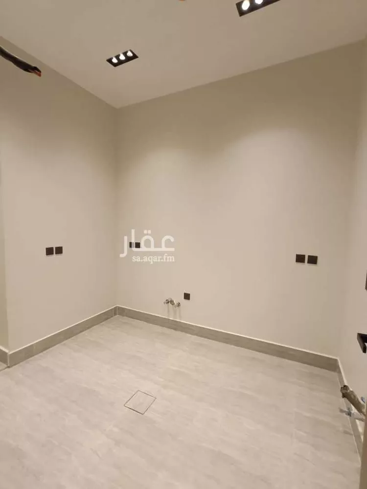 Apartment for Sale in Riyadh Al Yarmouk 8