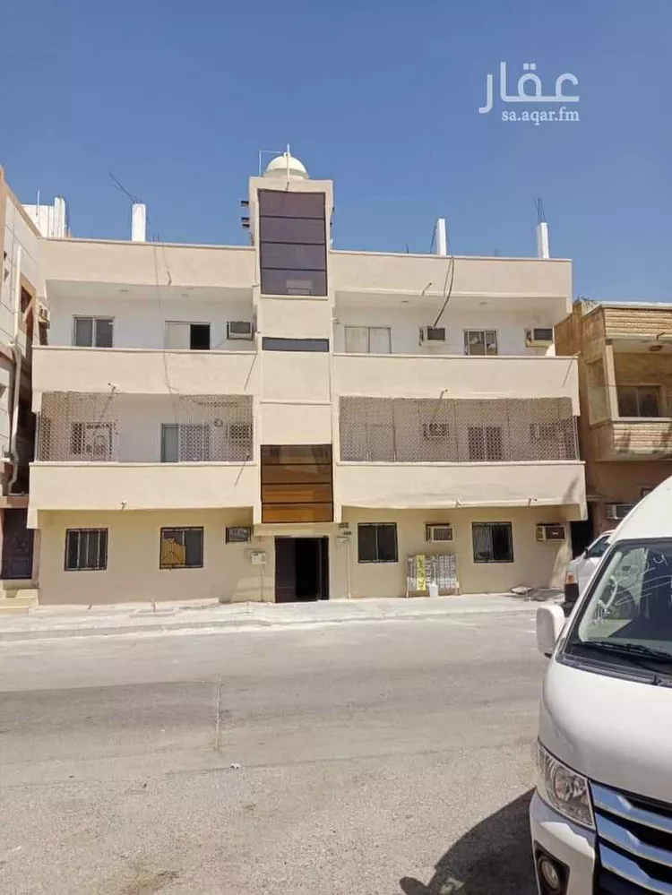 عمارة للبيع في الشارع السابع عشر ، حي الثقبة ، الخبر ، الخبر