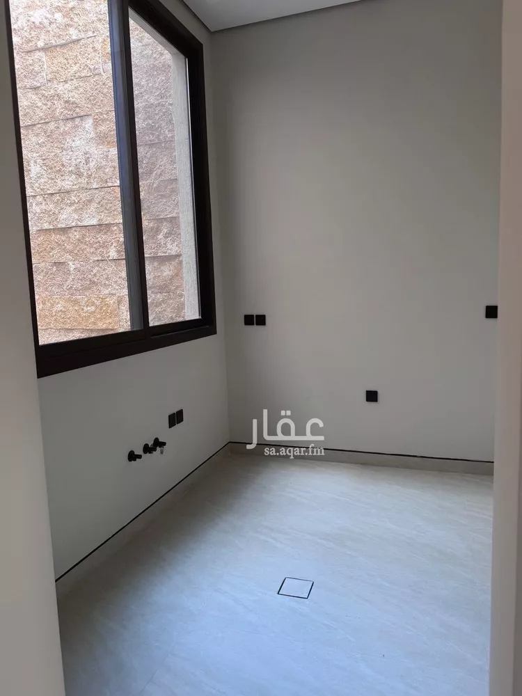 Floor for Sale in Riyadh At Taawon 9