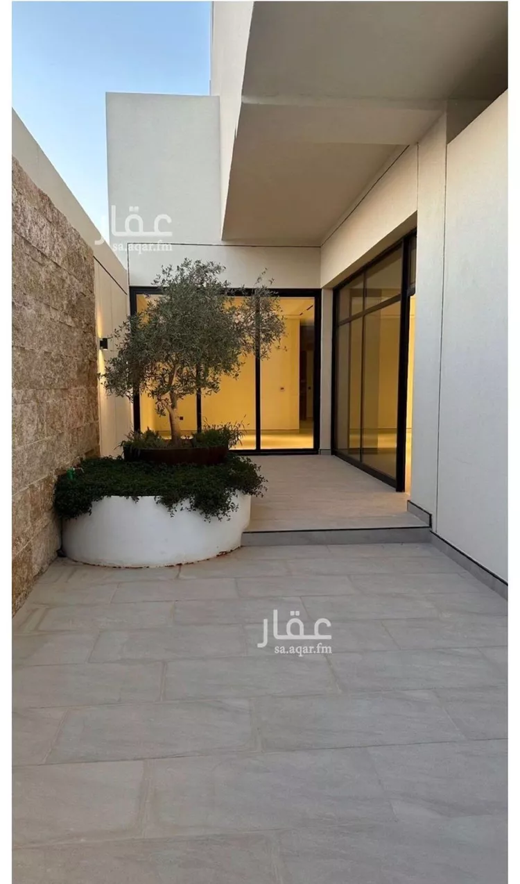 دور للبيع في شارع الهجرة, حي الصفاء, مدينة الرياض, منطقة الرياض صورة 3