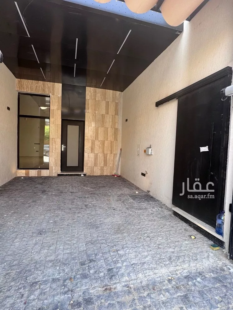 Floor for Sale in Riyadh At Taawon 8