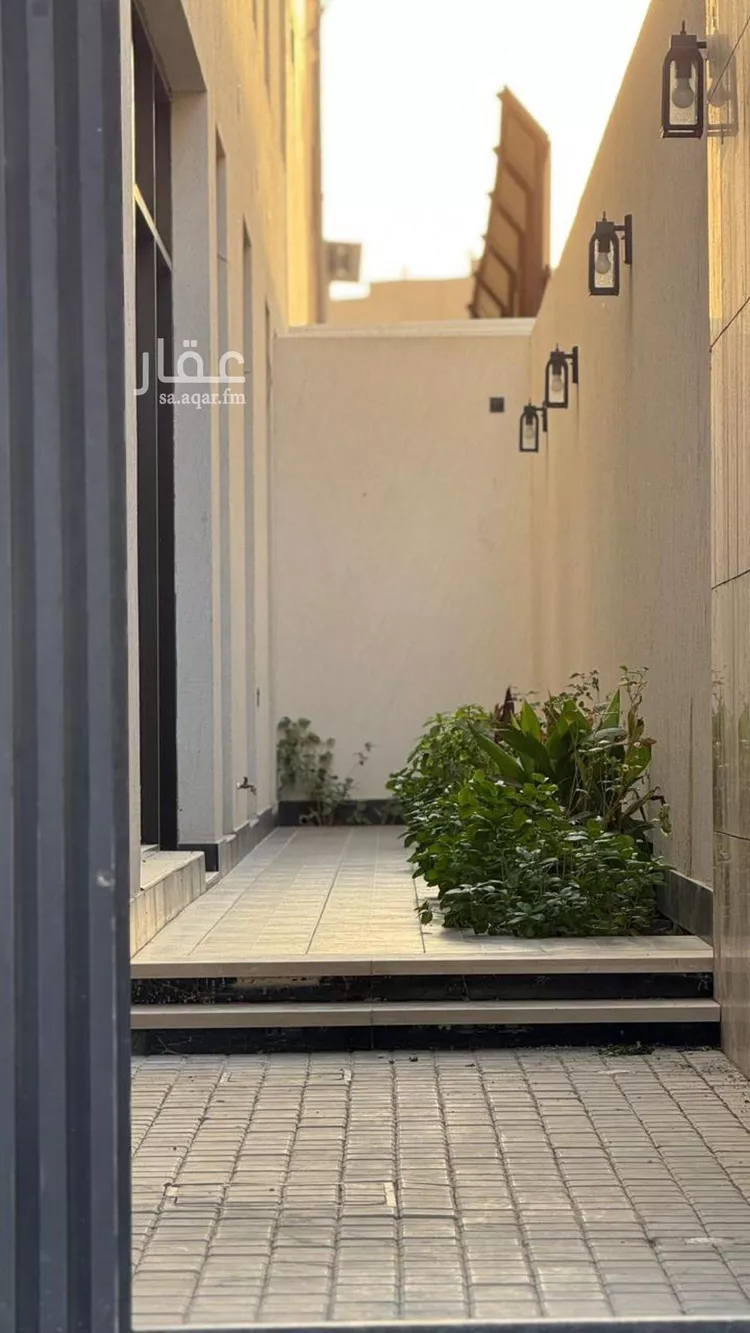 دور للبيع في شارع أبي إسحاق المعري, حي الإزدهار, مدينة الرياض, منطقة الرياض صورة 3