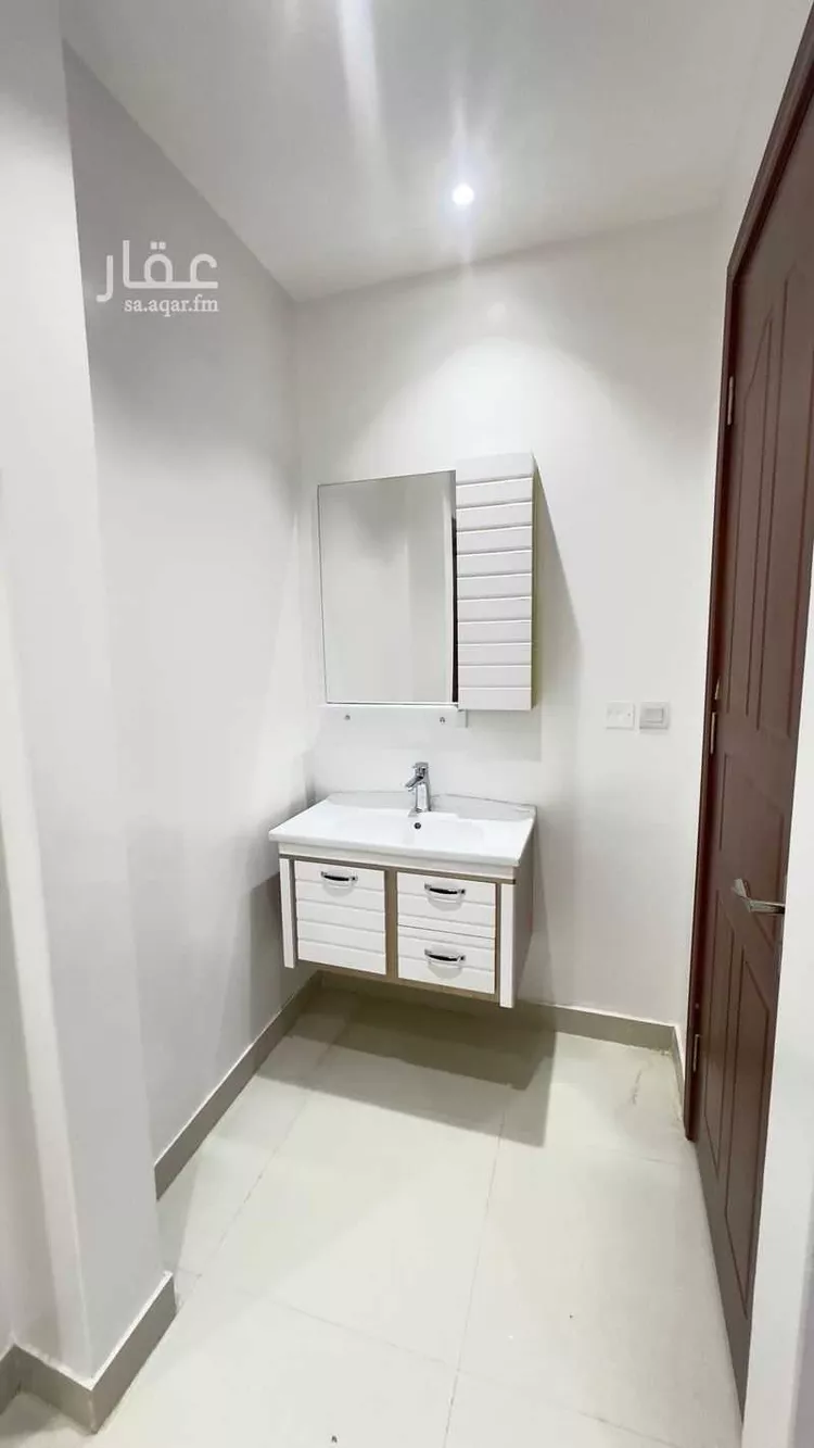 شقة للإيجار في شارع وادي وج, حي الملقا, مدينة الرياض, منطقة الرياض صورة 2