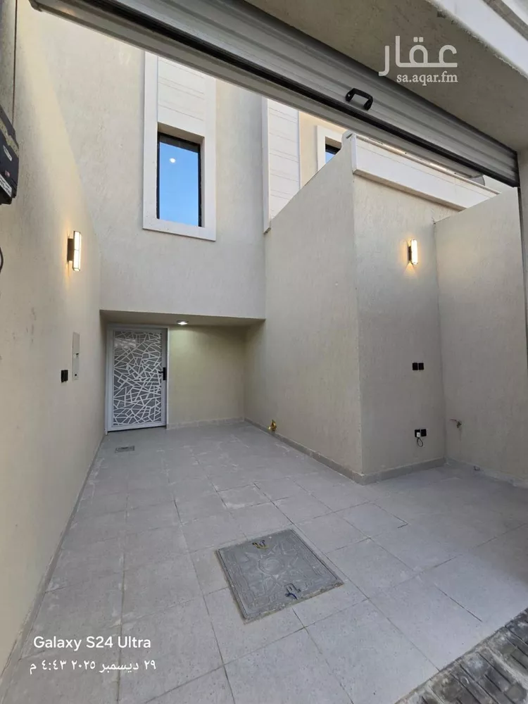 دور للبيع في شارع عبدالله السديس, حي بدر, مدينة الرياض, منطقة الرياض صورة 2