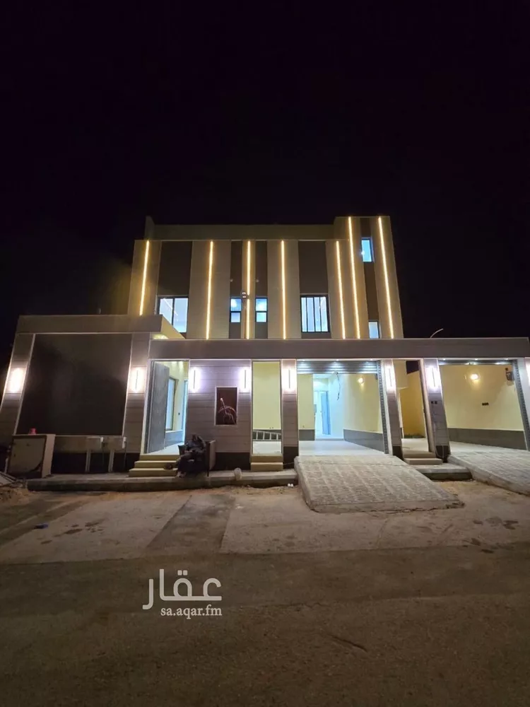 دور للبيع في شارع الشريشي, حي عكاظ, مدينة الرياض, منطقة الرياض