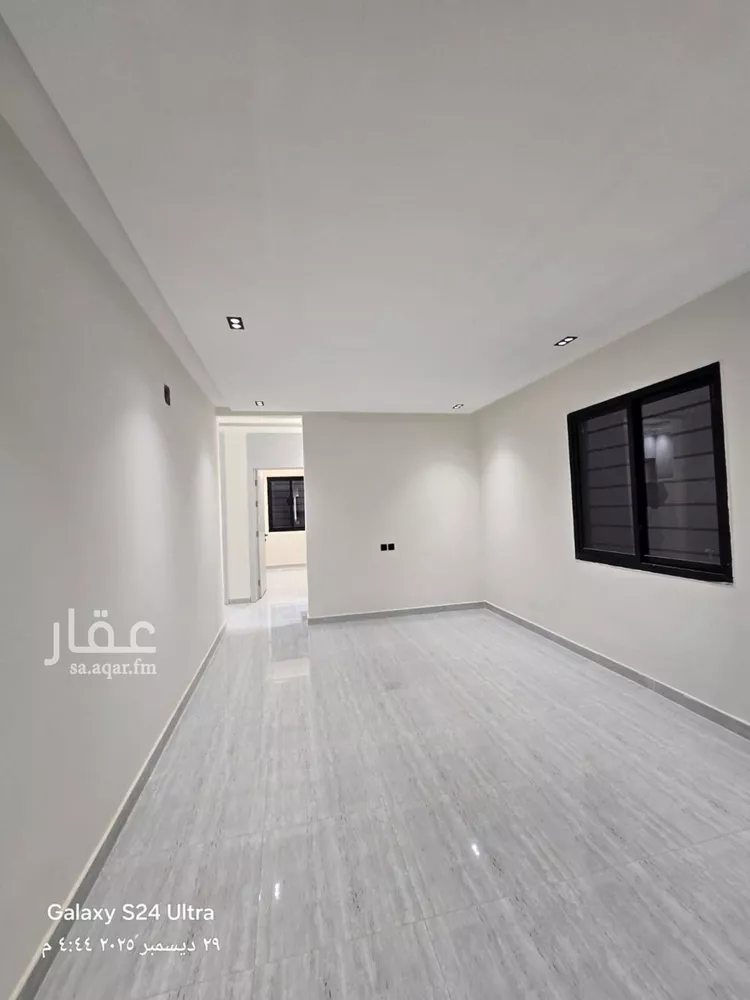 دور للبيع في شارع عبدالله السديس, حي بدر, مدينة الرياض, منطقة الرياض صورة 4