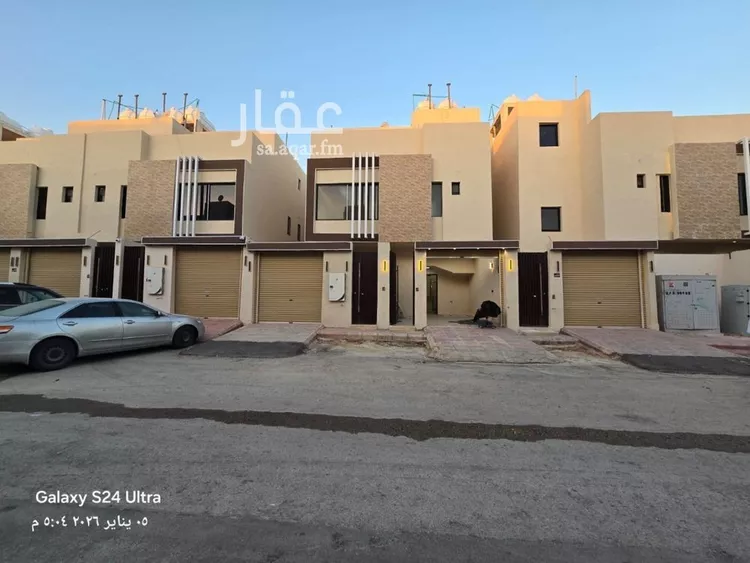 دور للبيع في شارع عبدالعزيز بن عبدالملك, حي بدر, مدينة الرياض, منطقة الرياض صورة 2