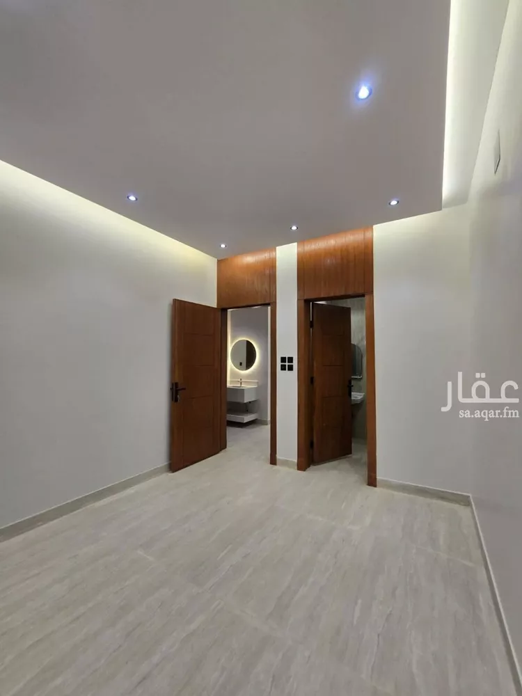 دور للبيع في شارع احمد بن الخطاب, حي طويق, مدينة الرياض, منطقة الرياض صورة 5