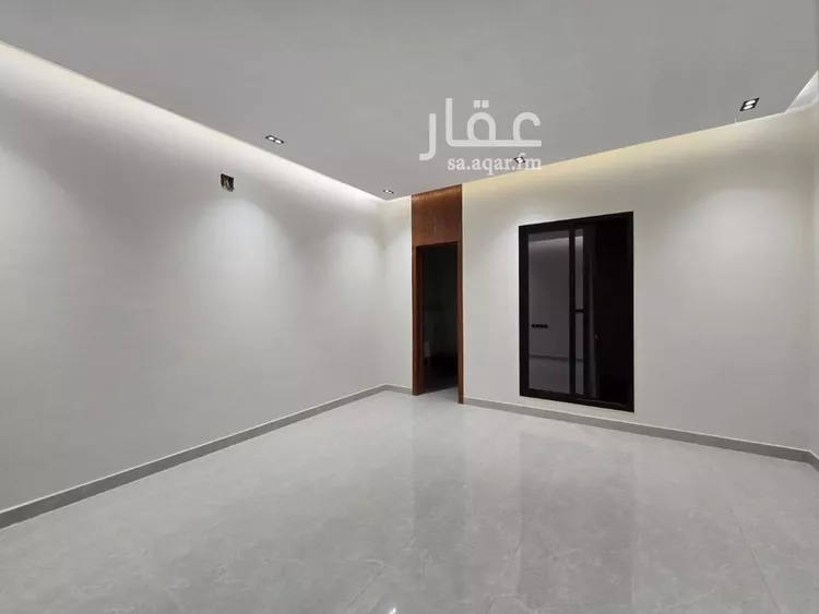 دور للبيع في شارع المنذر بن سعيد, حي بدر, مدينة الرياض, منطقة الرياض صورة 3