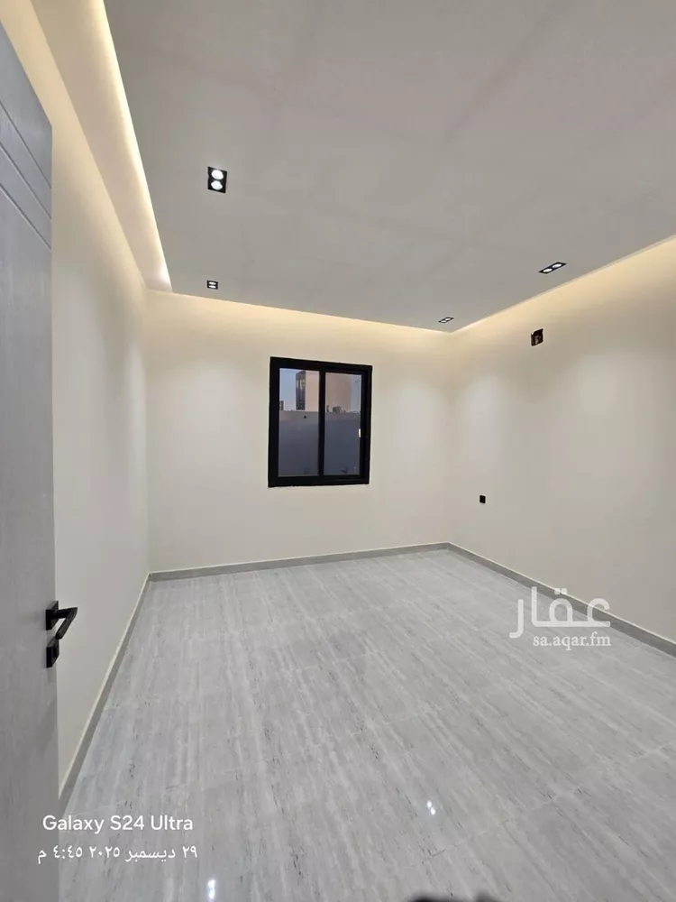 دور للبيع في شارع عبدالله السديس, حي بدر, مدينة الرياض, منطقة الرياض صورة 3