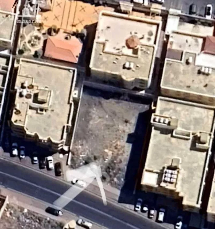 أرض للإيجار في شارع شارع عامر بن شرحبيل, حي المروج, مدينة أبها, منطقة عسير