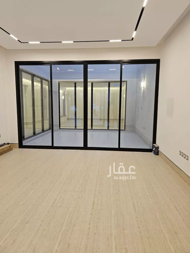 دور للبيع في شارع المجرا, حي الوادي, مدينة الرياض, منطقة الرياض صورة 5