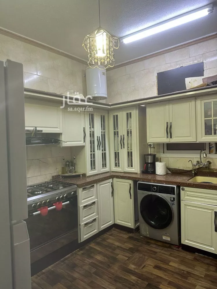 فيلا للبيع في شارع الرشاد, حي إشبيلية, مدينة الرياض, منطقة الرياض صورة 5