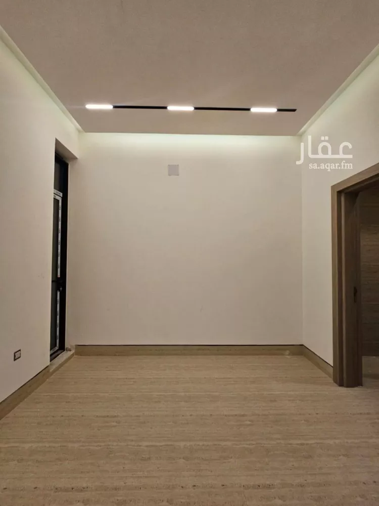 دور للبيع في شارع المجرا, حي الوادي, مدينة الرياض, منطقة الرياض صورة 4