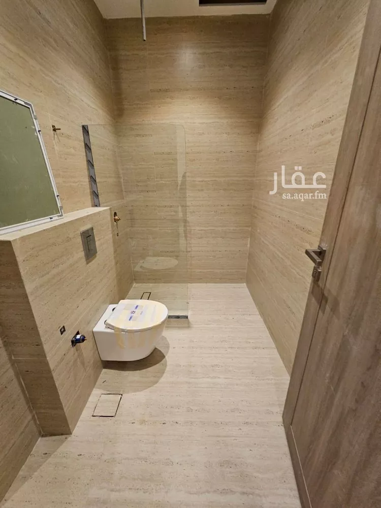 دور للبيع في شارع المجرا, حي الوادي, مدينة الرياض, منطقة الرياض صورة 3