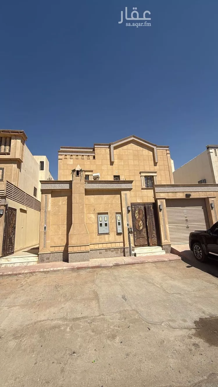 فيلا للبيع في شارع أحمد بن محمد الأسدي, حي الرمال, مدينة الرياض, منطقة الرياض