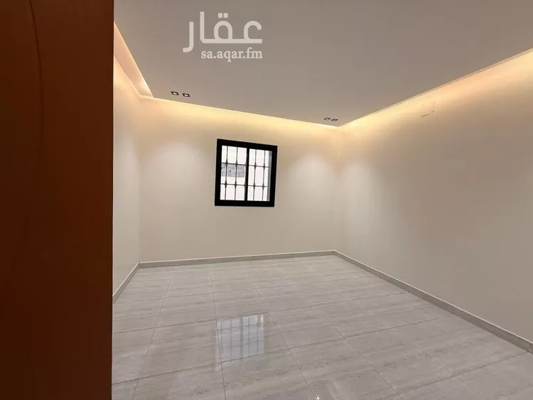 Floor for Sale in Riyadh Tuwaiq 14