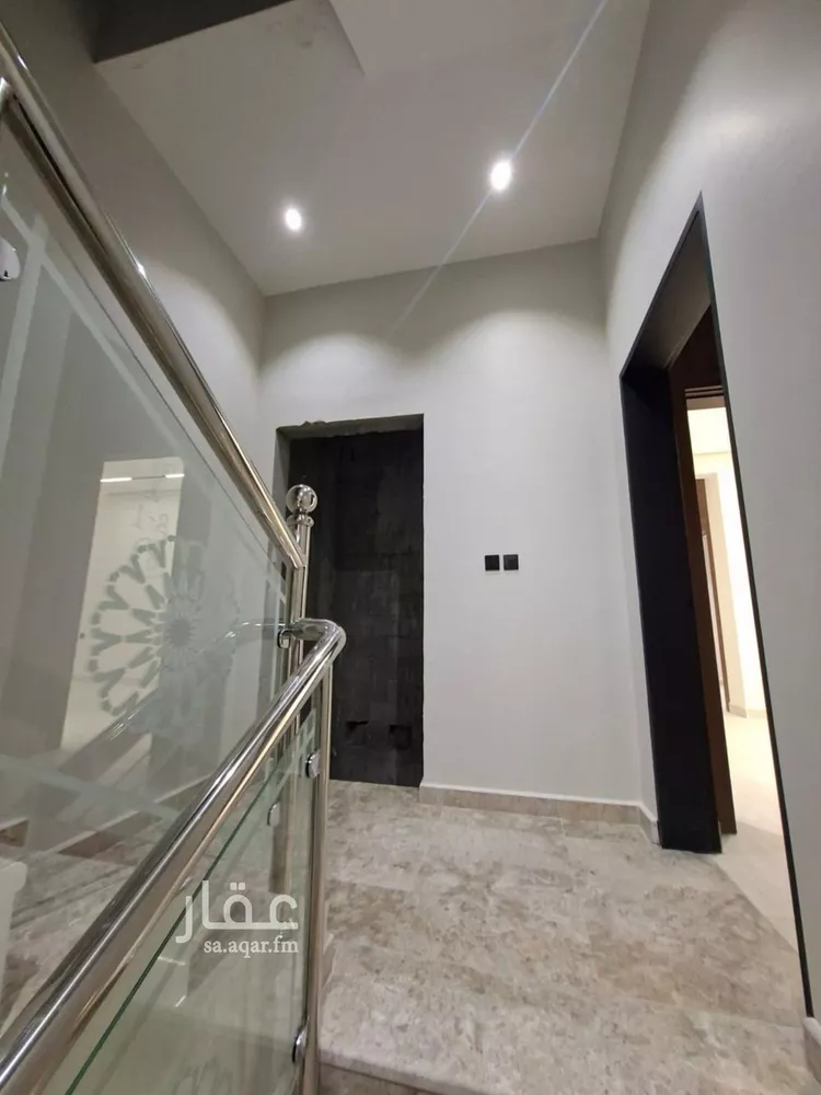 Floor for Sale in Riyadh Shubra صورة 3