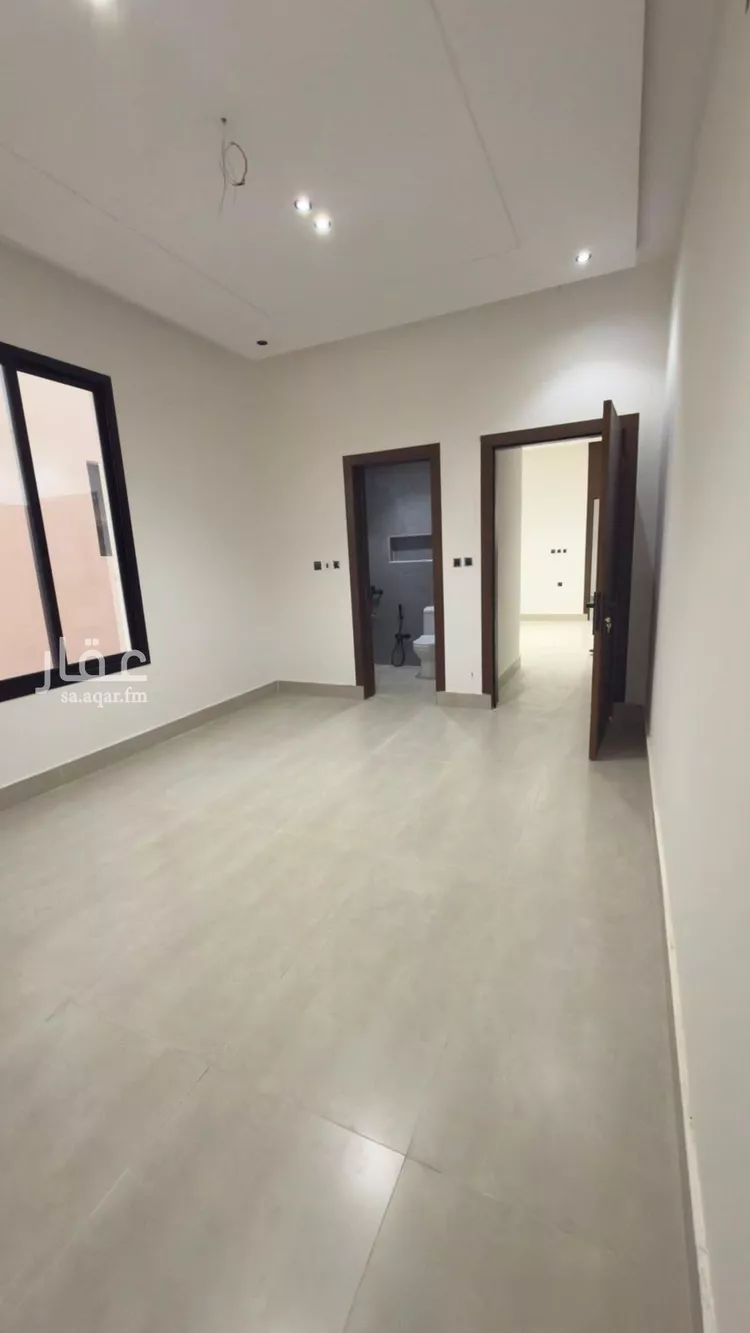 فيلا للبيع في شارع الأمير عبدالرحمن بن سعود بن عبدالعزيز, حي طويق, مدينة الرياض, منطقة الرياض 31