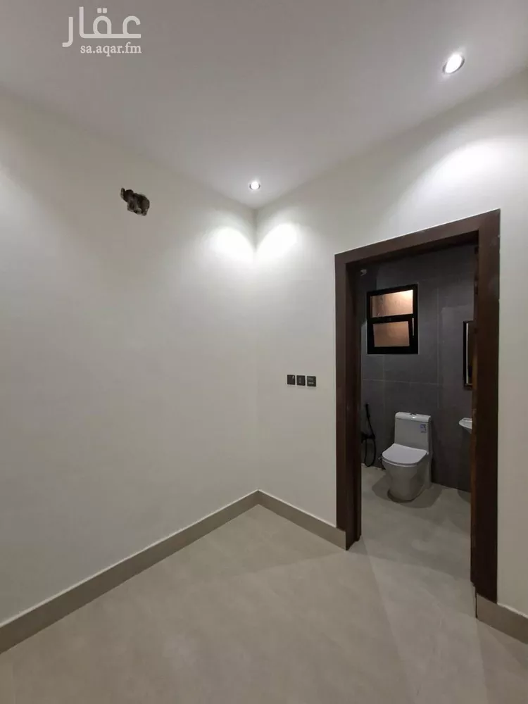 Villa for Sale in Riyadh Tuwaiq 9