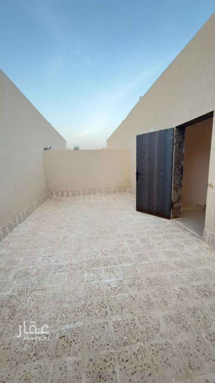فيلا للبيع في شارع الأمير عبدالرحمن بن سعود بن عبدالعزيز, حي طويق, مدينة الرياض, منطقة الرياض 26