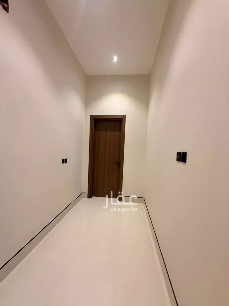 فيلا للبيع في شارع صفصاف, حي ظهرة لبن, مدينة الرياض, منطقة الرياض 6