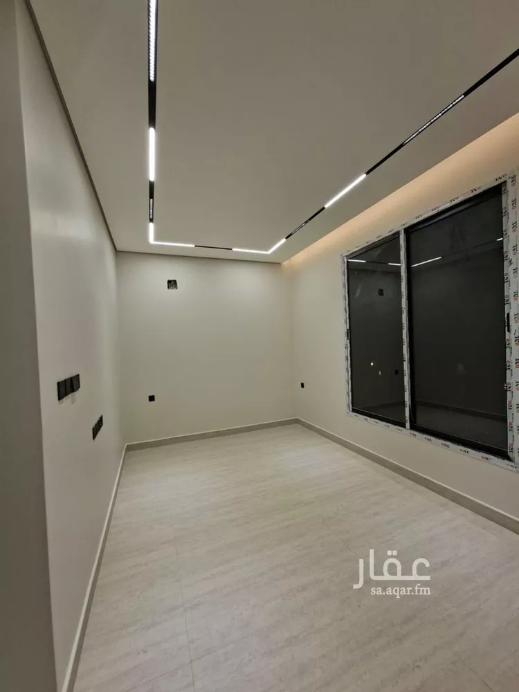 دور للبيع في شارع محمد بن هليل, حي شبرا, مدينة الرياض, منطقة الرياض 11