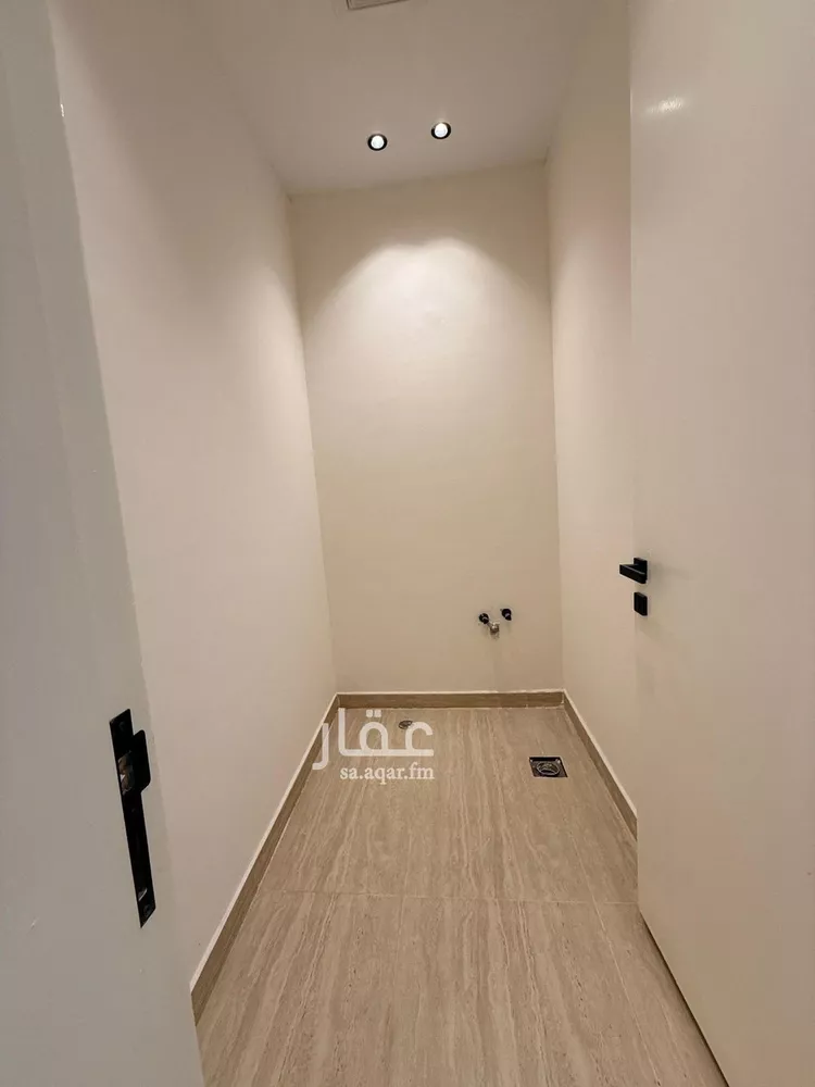 شقة للبيع في شارع ديراب الفرعي, حي الحزم, مدينة الرياض, منطقة الرياض 9