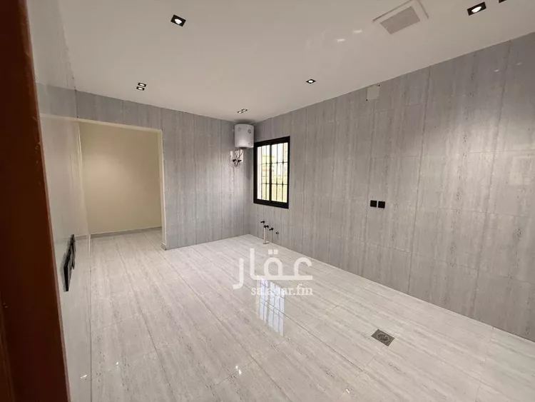 دور للبيع في شارع الرويضات, حي طويق, مدينة الرياض, منطقة الرياض صورة 4