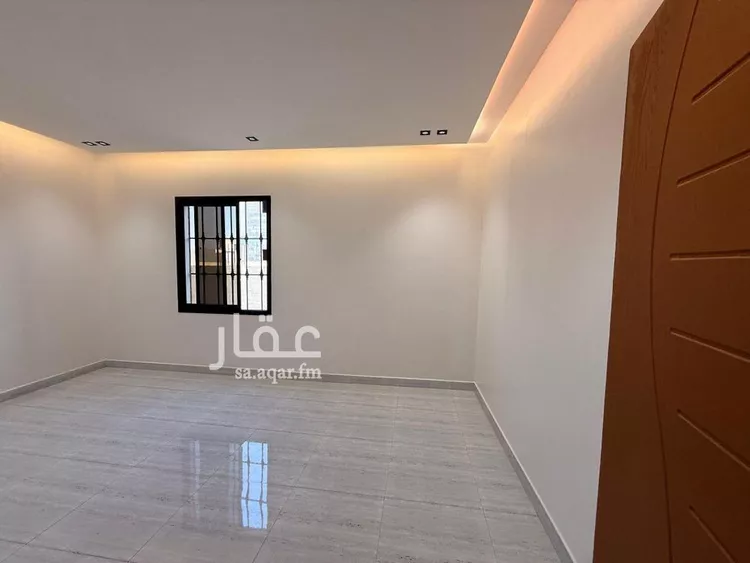 Floor for Sale in Riyadh Tuwaiq 7