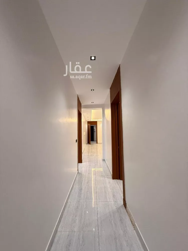 Floor for Sale in Riyadh Tuwaiq 13