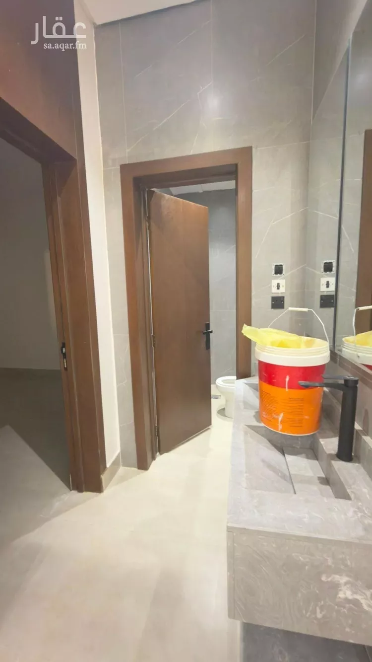 فيلا للبيع في شارع الأمير عبدالرحمن بن سعود بن عبدالعزيز, حي طويق, مدينة الرياض, منطقة الرياض 25