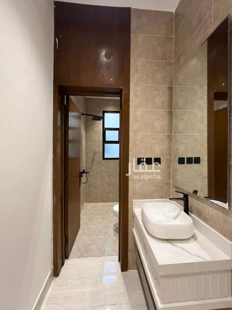 دور للبيع في شارع الإخلاص, حي طويق, مدينة الرياض, منطقة الرياض 10