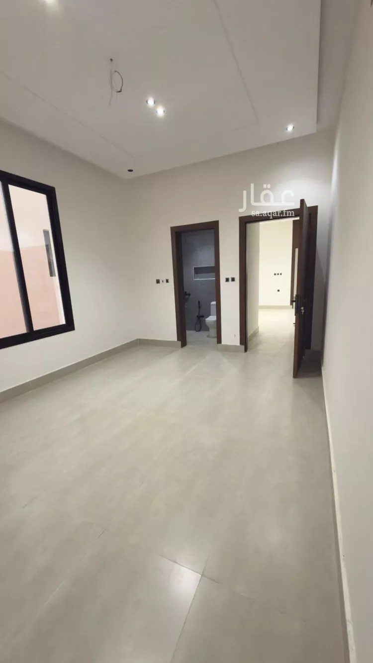 فيلا للبيع في شارع الأمير عبدالرحمن بن سعود بن عبدالعزيز, حي طويق, مدينة الرياض, منطقة الرياض 15