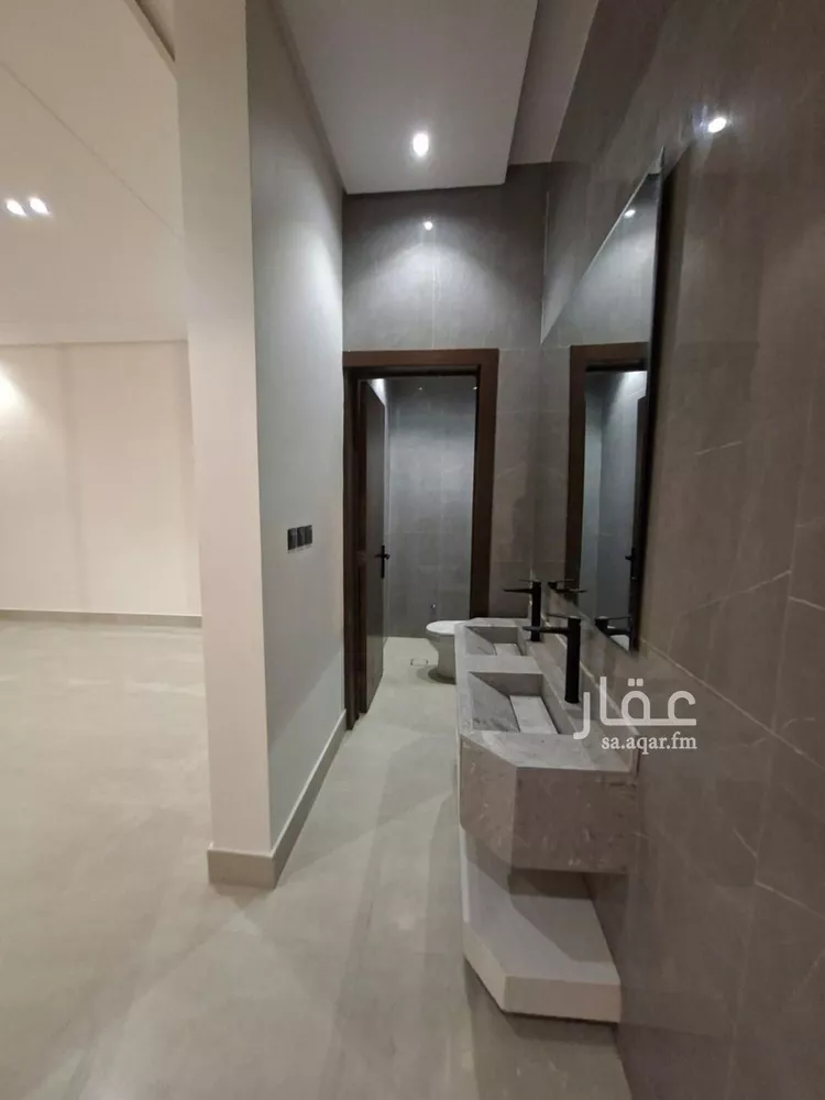 فيلا للبيع في شارع أبي الفضل الرصافي, حي طويق, مدينة الرياض, منطقة الرياض 11