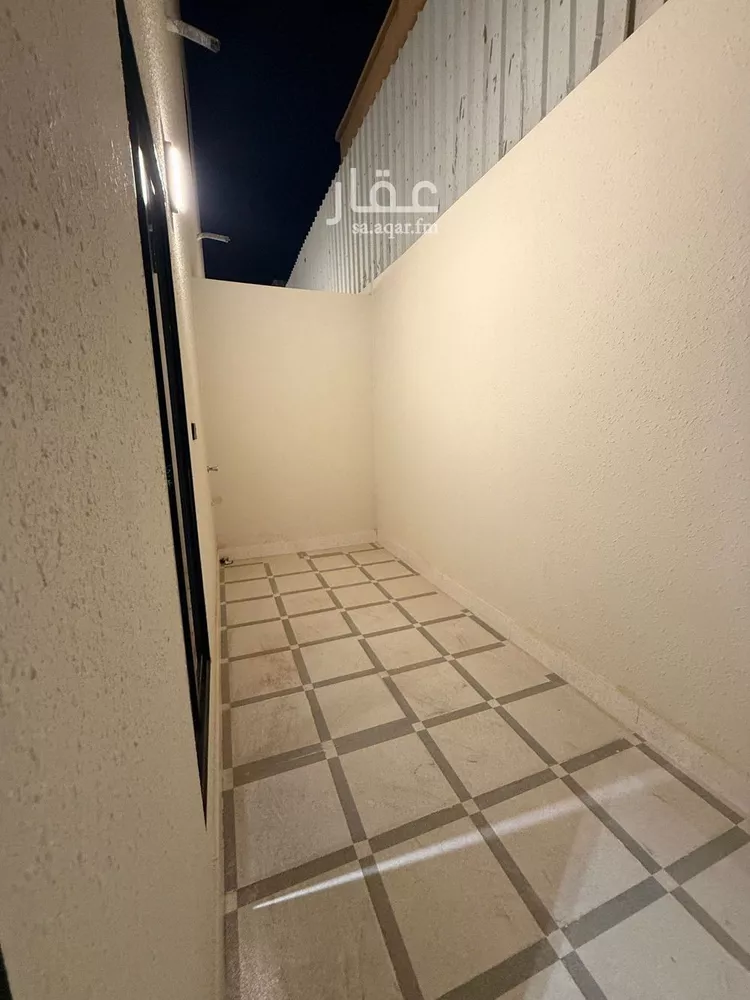 دور للبيع في شارع ابن محاسن, حي السويدي الغربي, مدينة الرياض, منطقة الرياض 9