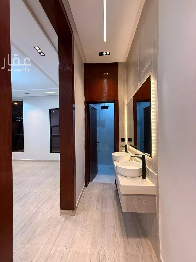 دور للبيع في شارع حسن بن عبدالوهاب, حي طويق, مدينة الرياض, منطقة الرياض 16