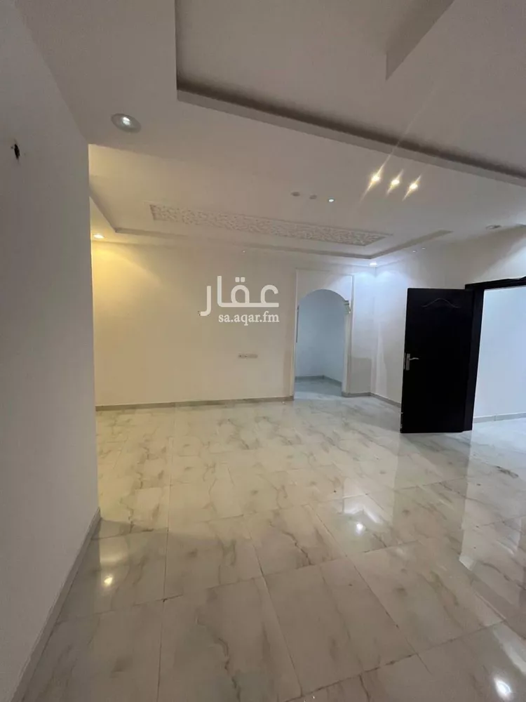 فيلا للإيجار في شارع محمد بن يوسف الشيبي, حي الرمال, مدينة الرياض, منطقة الرياض