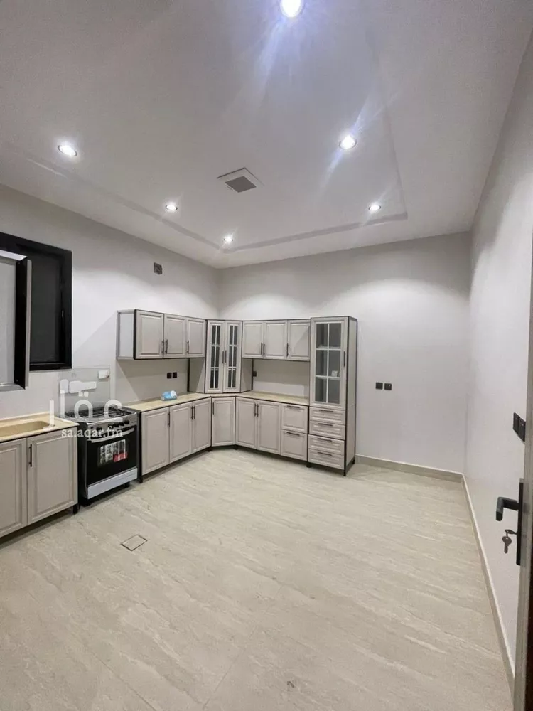 Floor for Rent in Riyadh Tuwaiq 1 صورة