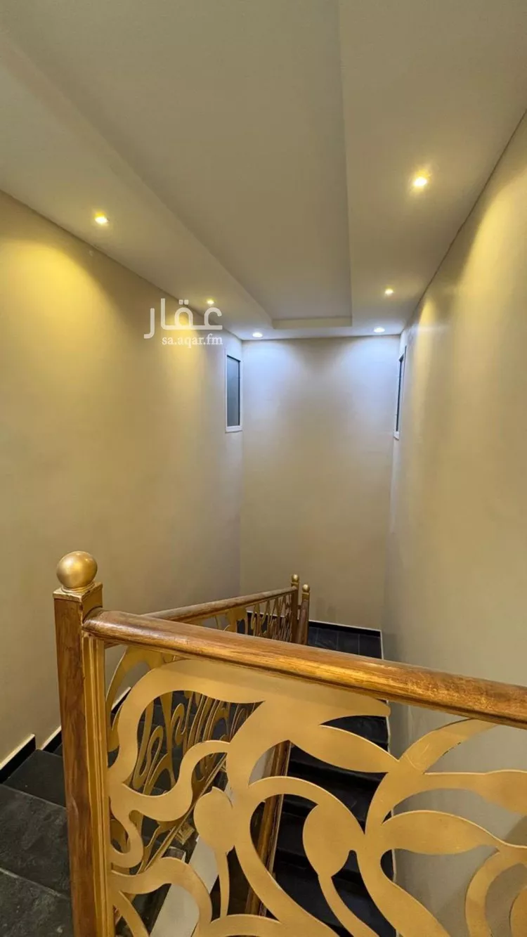 فيلا للإيجار في شارع خالد بن سلمة المخزومي, حي المهدية, مدينة الرياض, منطقة الرياض صورة 4