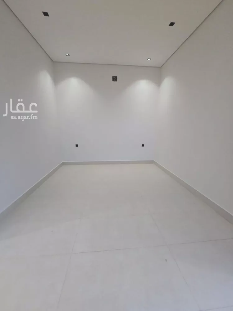 فيلا للبيع في شارع ربيعة بن عبدالله بن الهدير, حي العارض, مدينة الرياض, منطقة الرياض 10