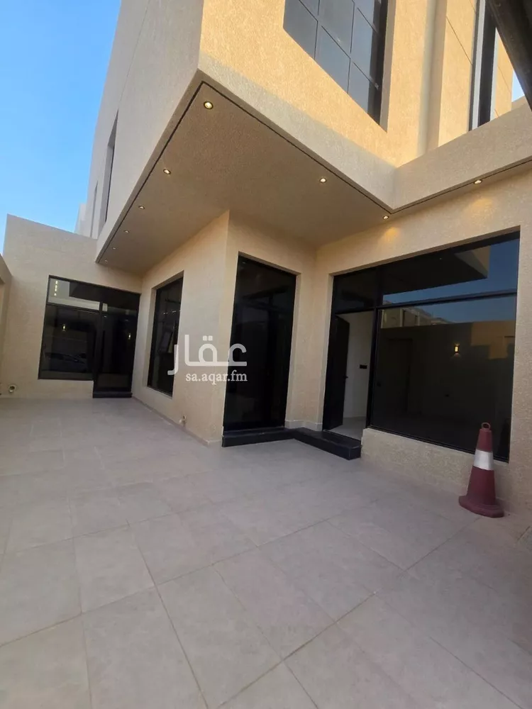 فيلا للبيع في شارع ربيعة بن عبدالله بن الهدير, حي العارض, مدينة الرياض, منطقة الرياض 14
