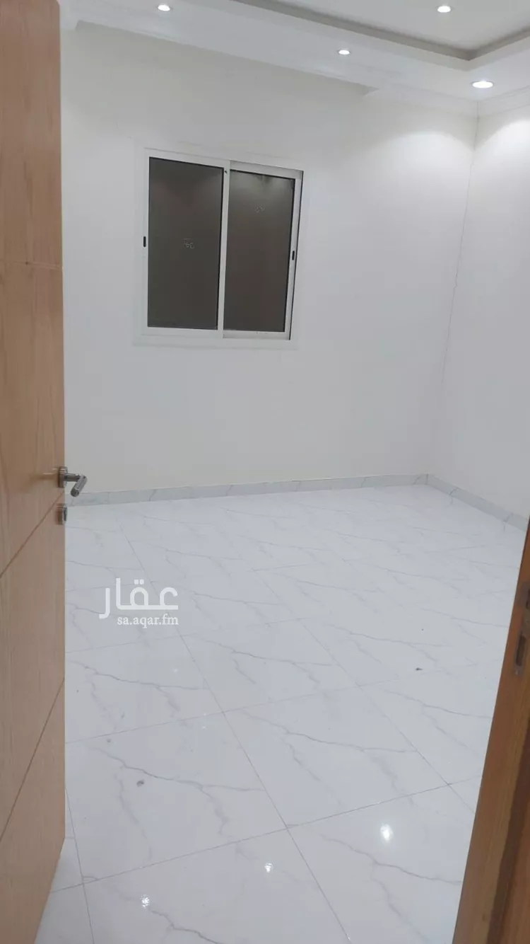 شقة للإيجار في شارع الجميل ابن حاتم, حي ظهرة لبن, مدينة الرياض, منطقة الرياض