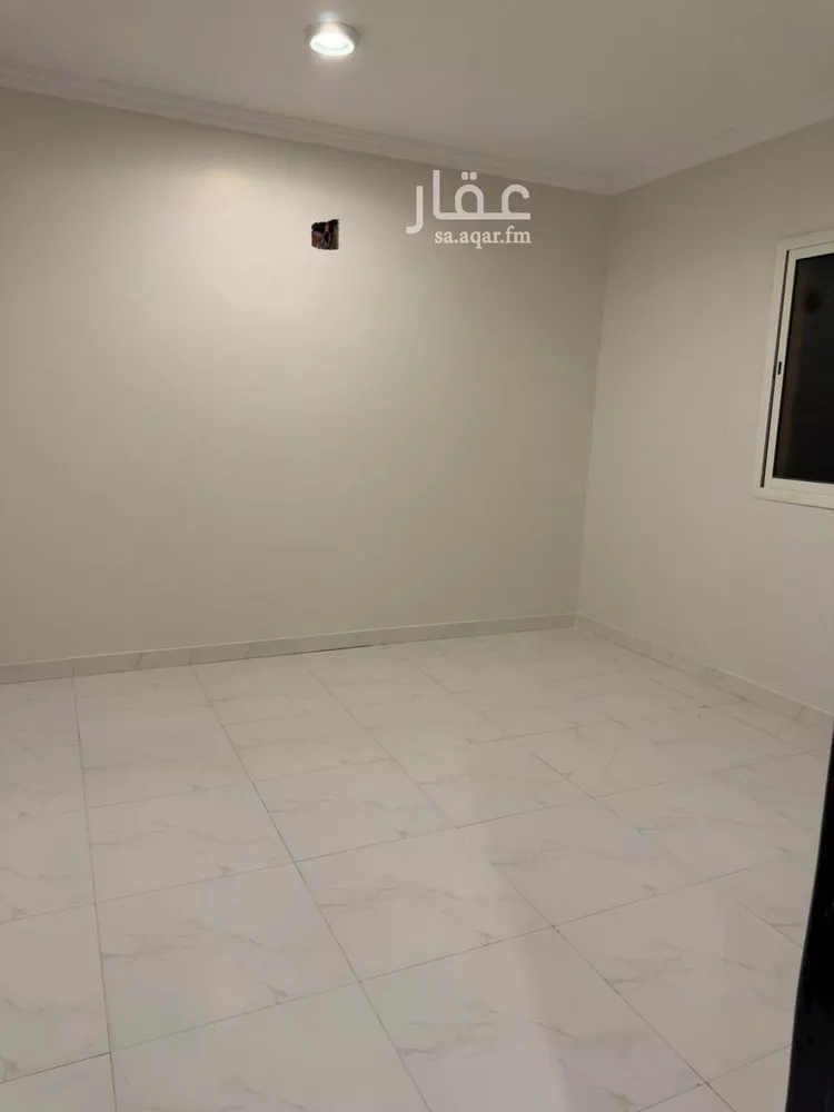 Floor for Sale in Riyadh Tuwaiq