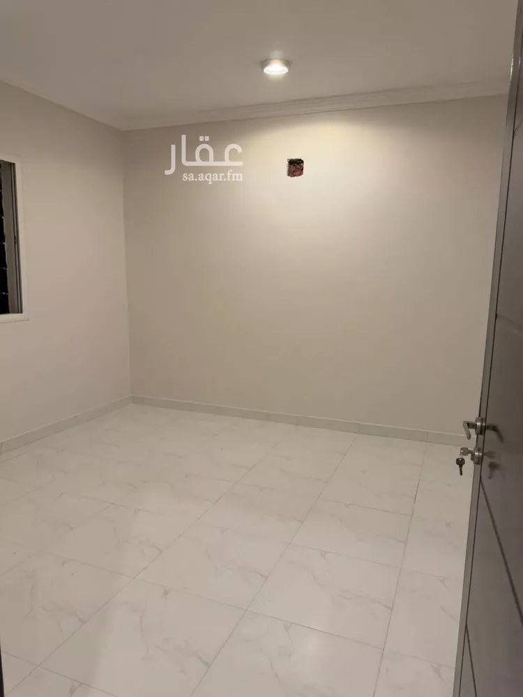 دور للبيع في شارع سليمان بن عبدالملك بن مروان, حي طويق, مدينة الرياض, منطقة الرياض صورة 2