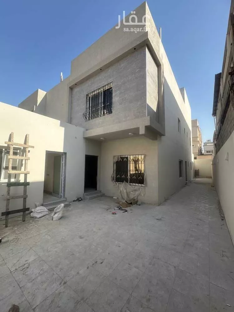 فيلا للبيع في شارع الاشراف, حي الجلوية, مدينة الدمام, المنطقة الشرقية صورة 3